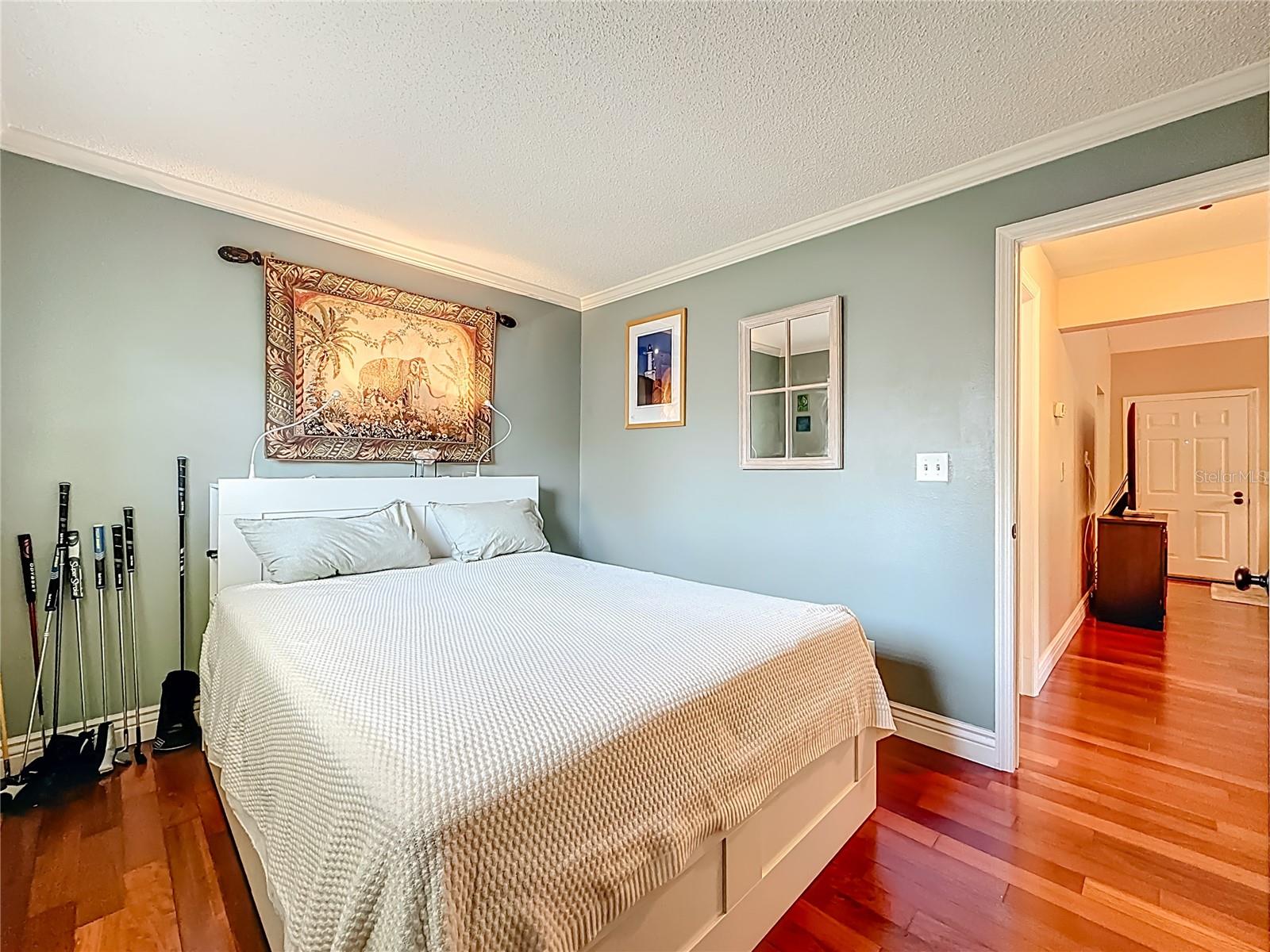 EASTWOOD SHORES 3 - Residential