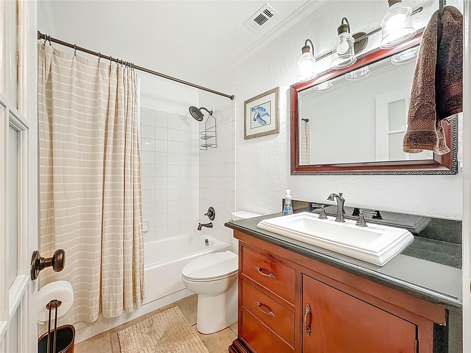 EASTWOOD SHORES 3 - Residential