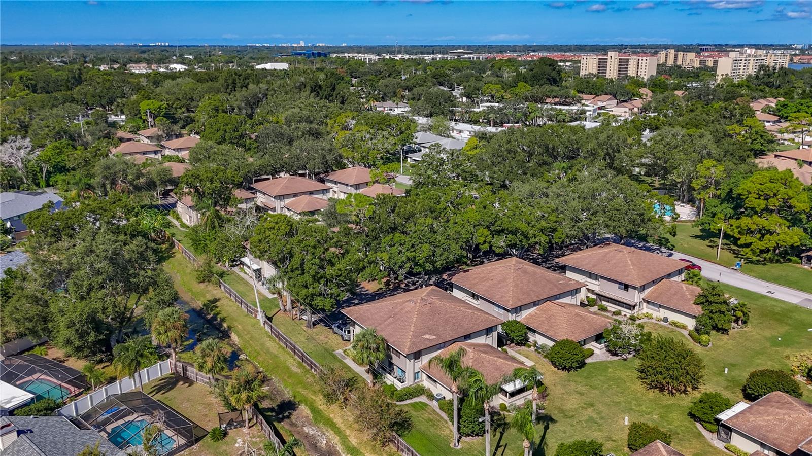 EASTWOOD SHORES 3 - Residential