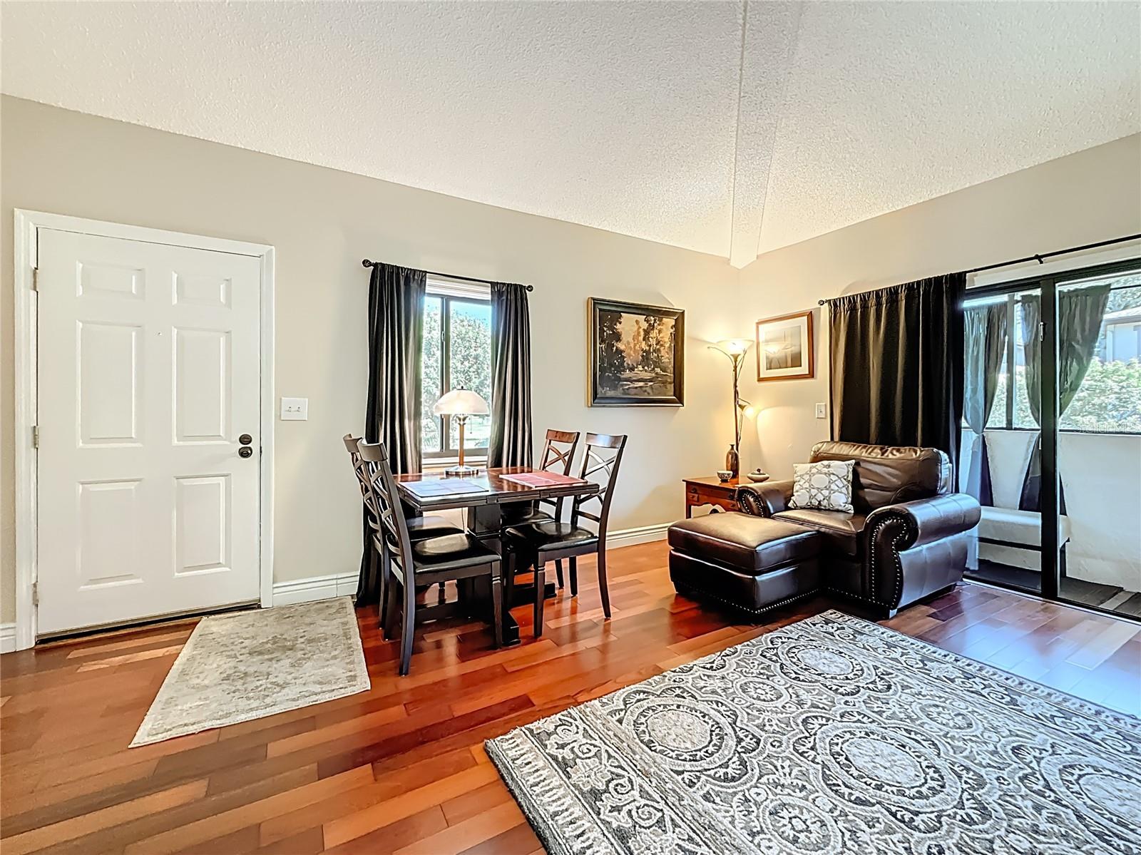 EASTWOOD SHORES 3 - Residential