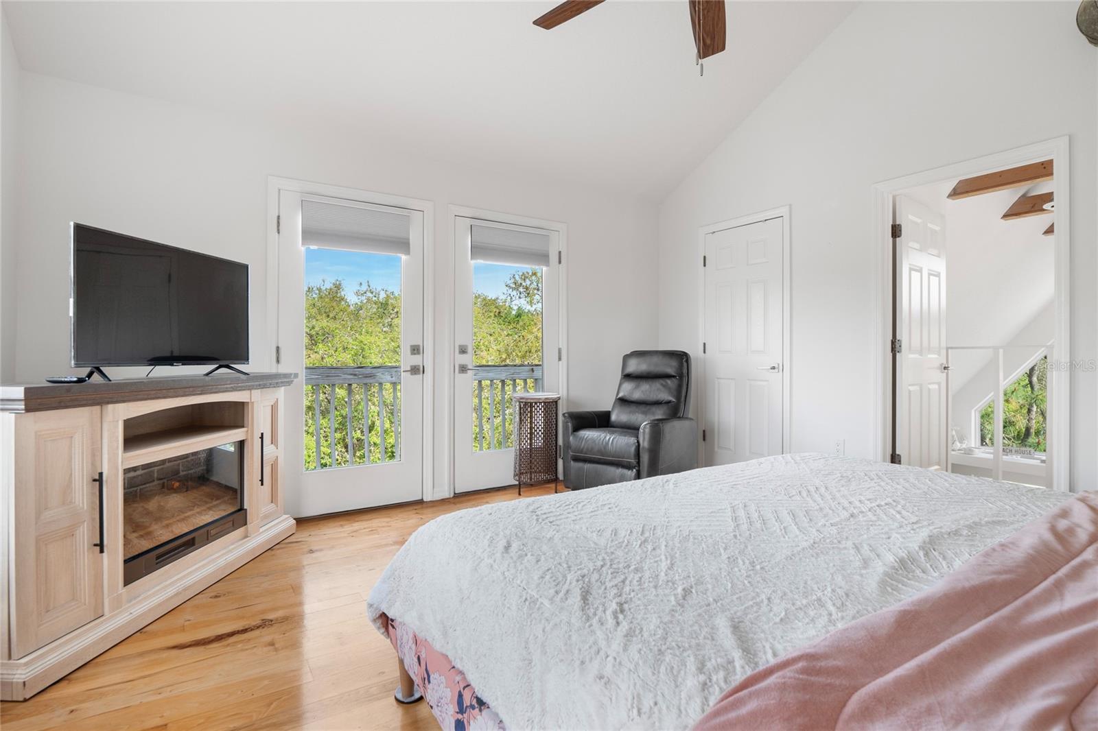 MAGNOLIA MANOR UN 2 - Residential