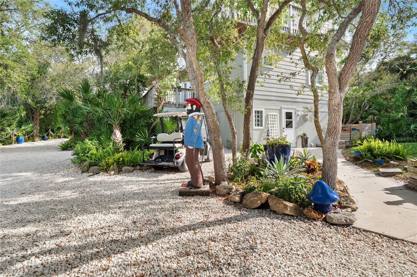 MAGNOLIA MANOR UN 2 - Residential