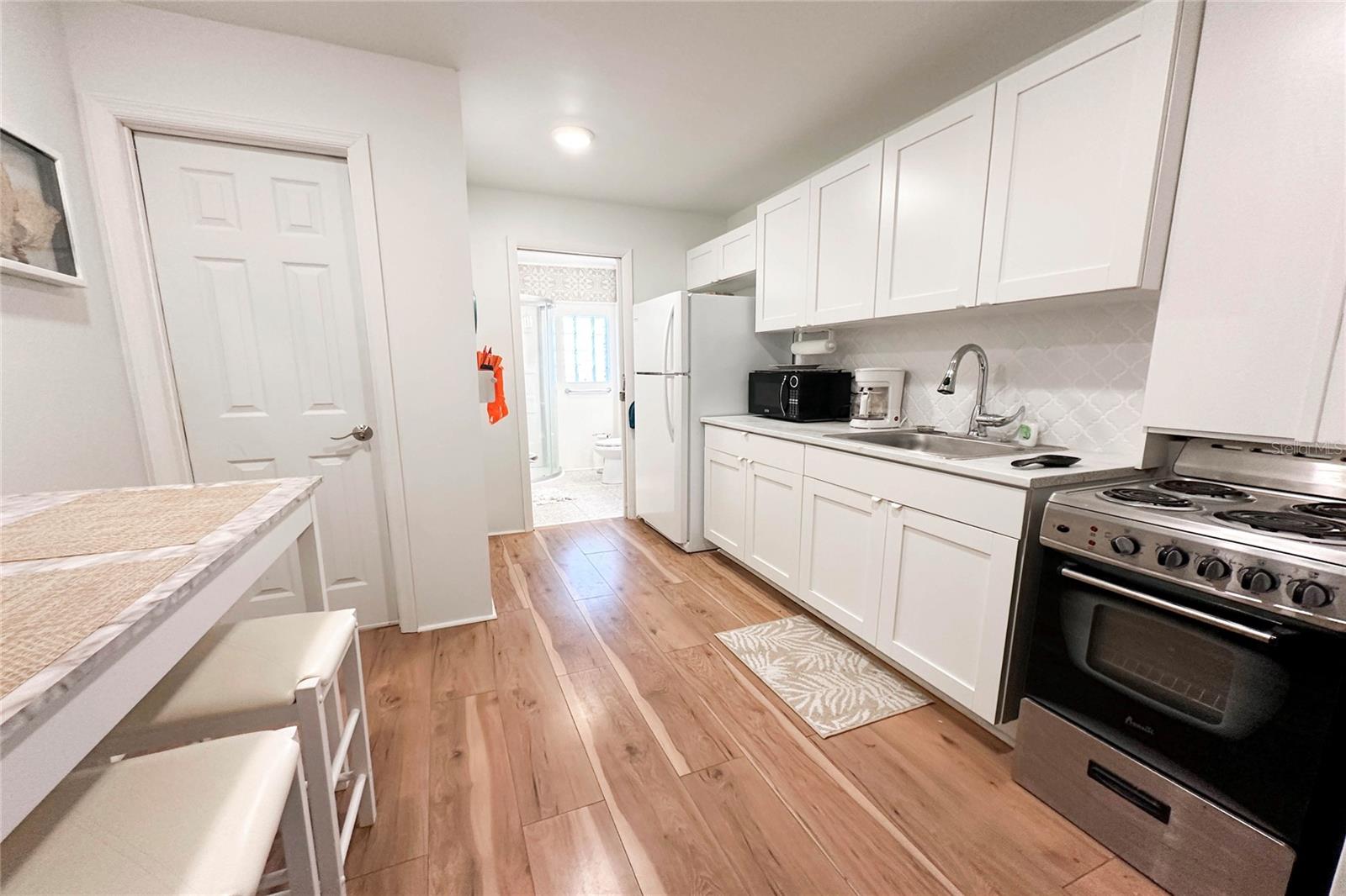 MAGNOLIA MANOR UN 2 - Residential