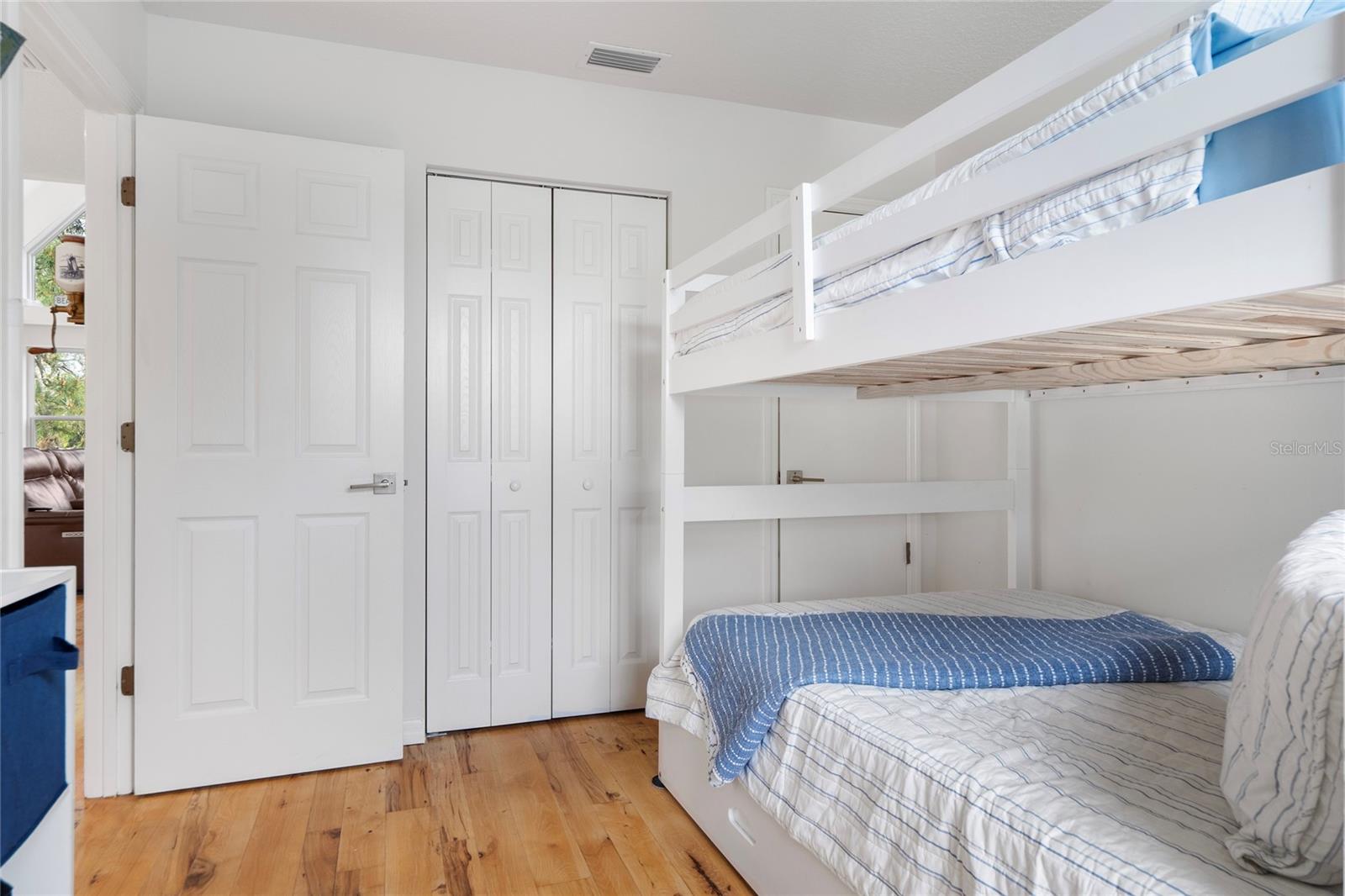 MAGNOLIA MANOR UN 2 - Residential