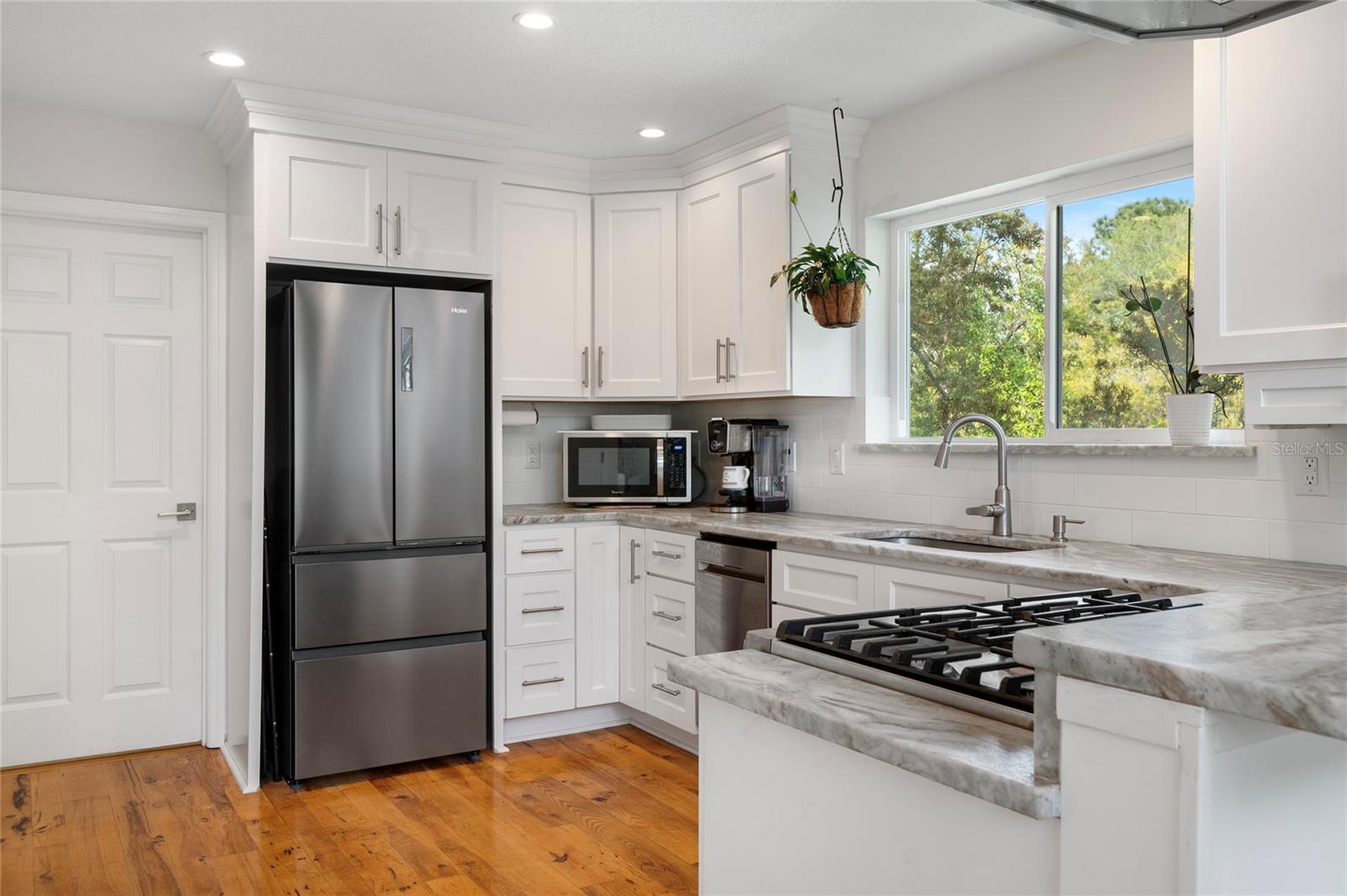 MAGNOLIA MANOR UN 2 - Residential