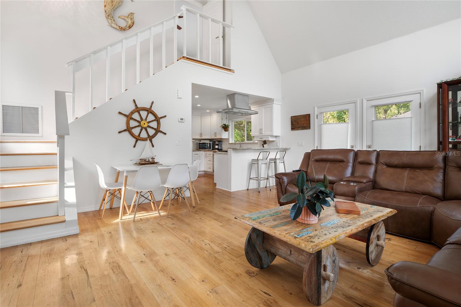 MAGNOLIA MANOR UN 2 - Residential