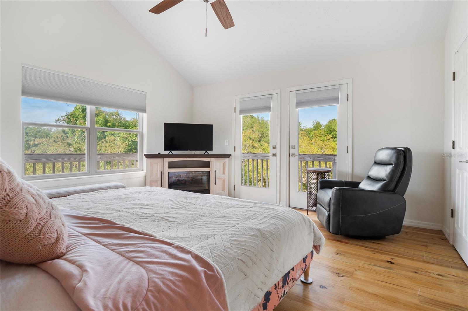 MAGNOLIA MANOR UN 2 - Residential