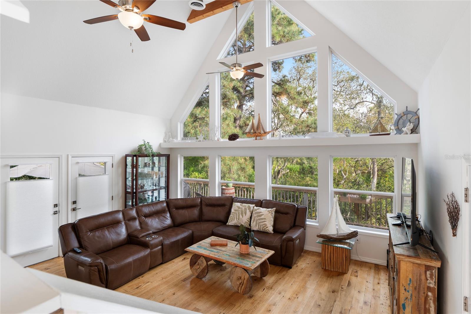 MAGNOLIA MANOR UN 2 - Residential