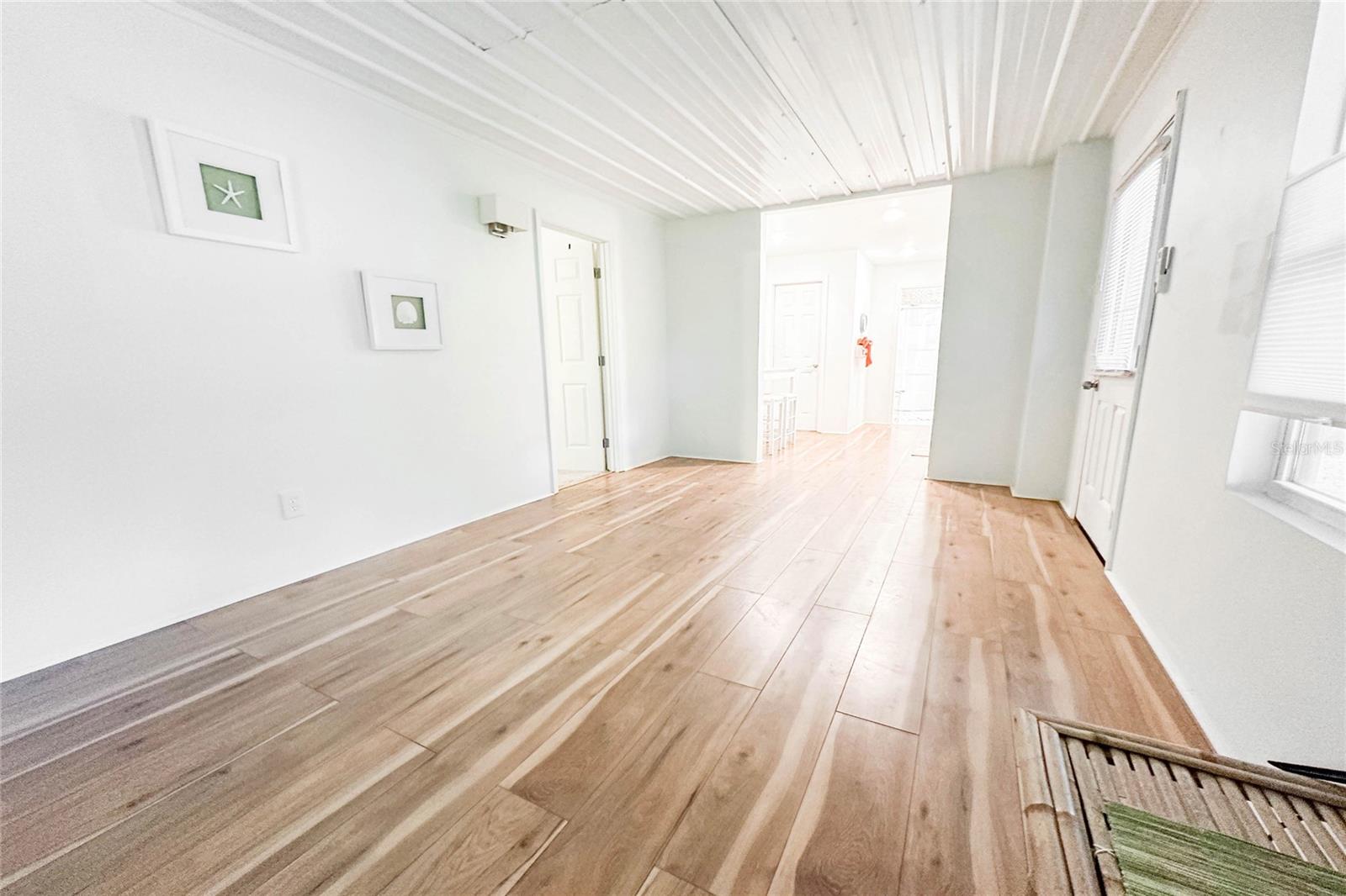 MAGNOLIA MANOR UN 2 - Residential