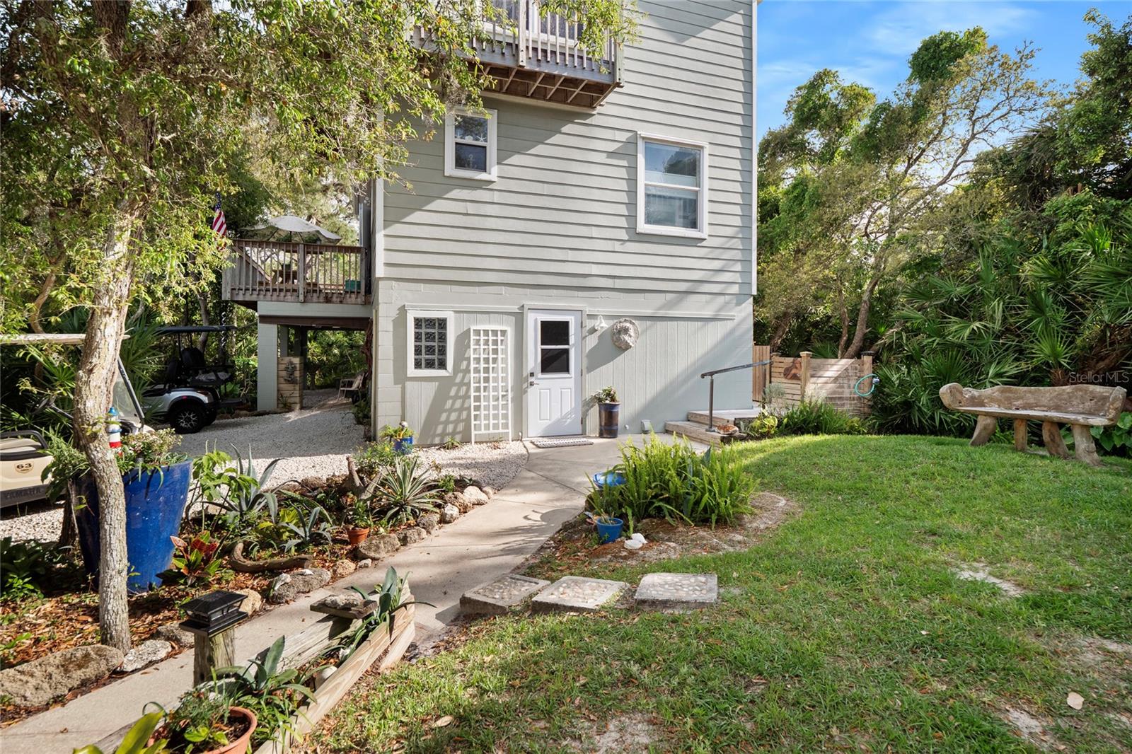 MAGNOLIA MANOR UN 2 - Residential