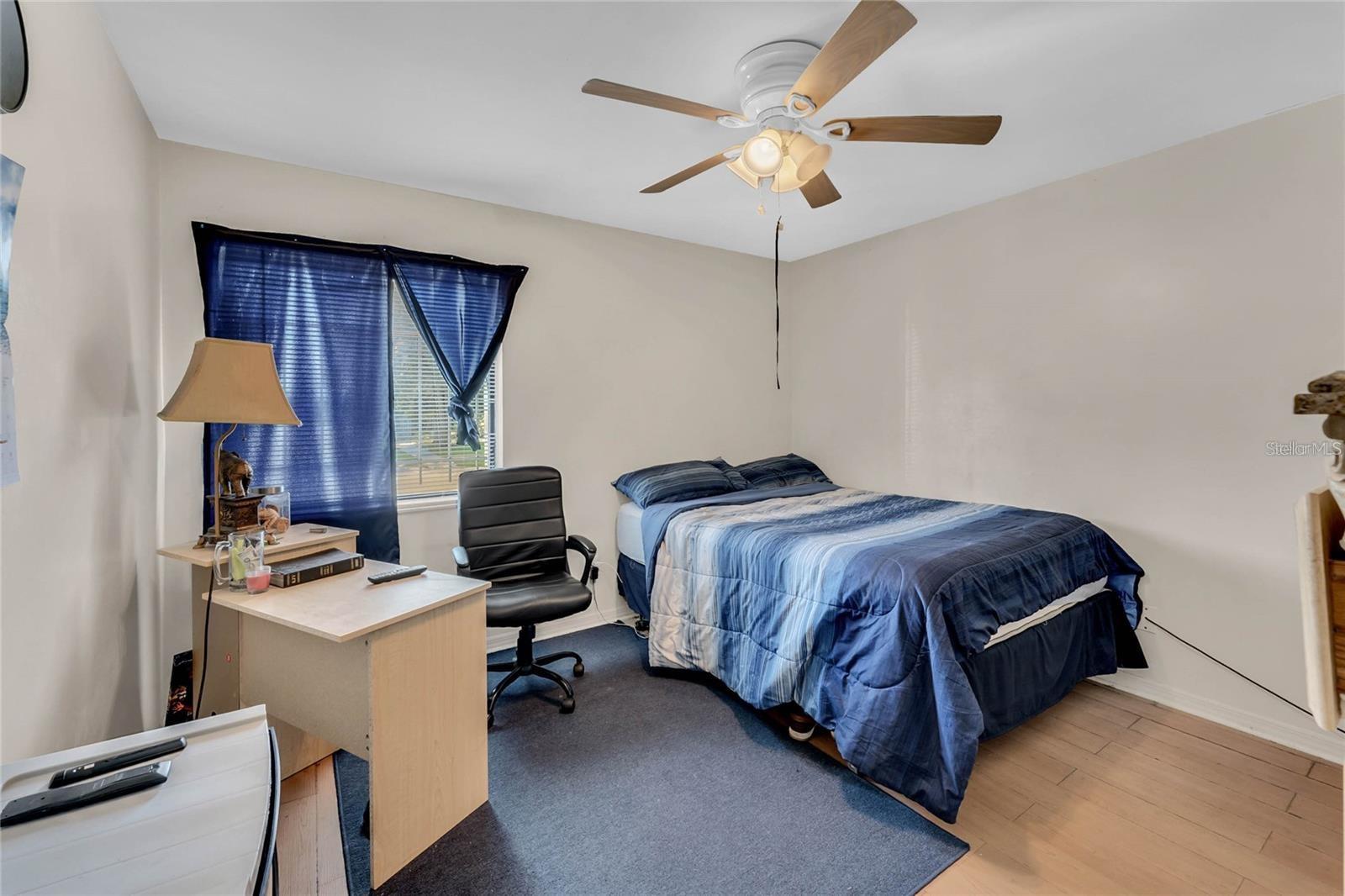 NORTH LAWNE VILLAS - Residential Lease