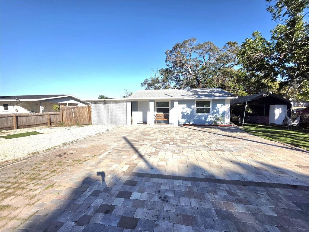 Photo of 2137 4th Street E, Bradenton, FL 34208 (MLS # A4676585)