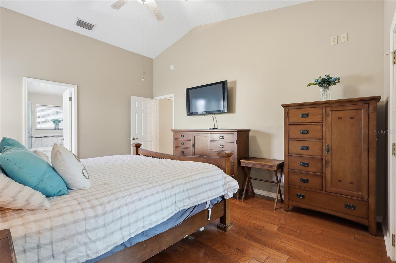 VILLAGE OF WOODLAND HILLS REP II - Residential