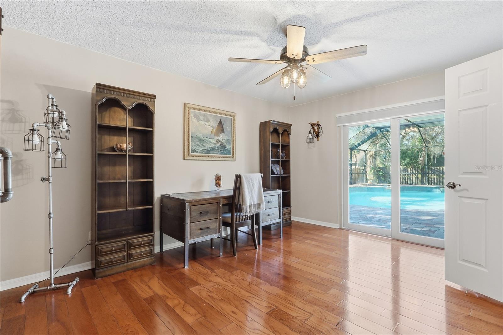 VILLAGE OF WOODLAND HILLS REP II - Residential