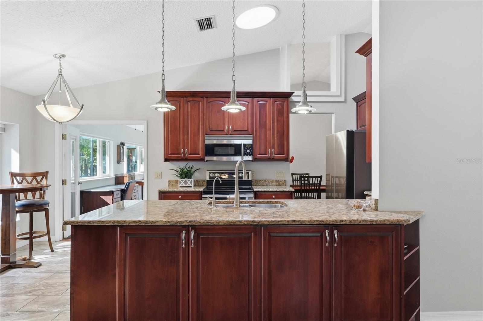 VILLAGE OF WOODLAND HILLS REP II - Residential