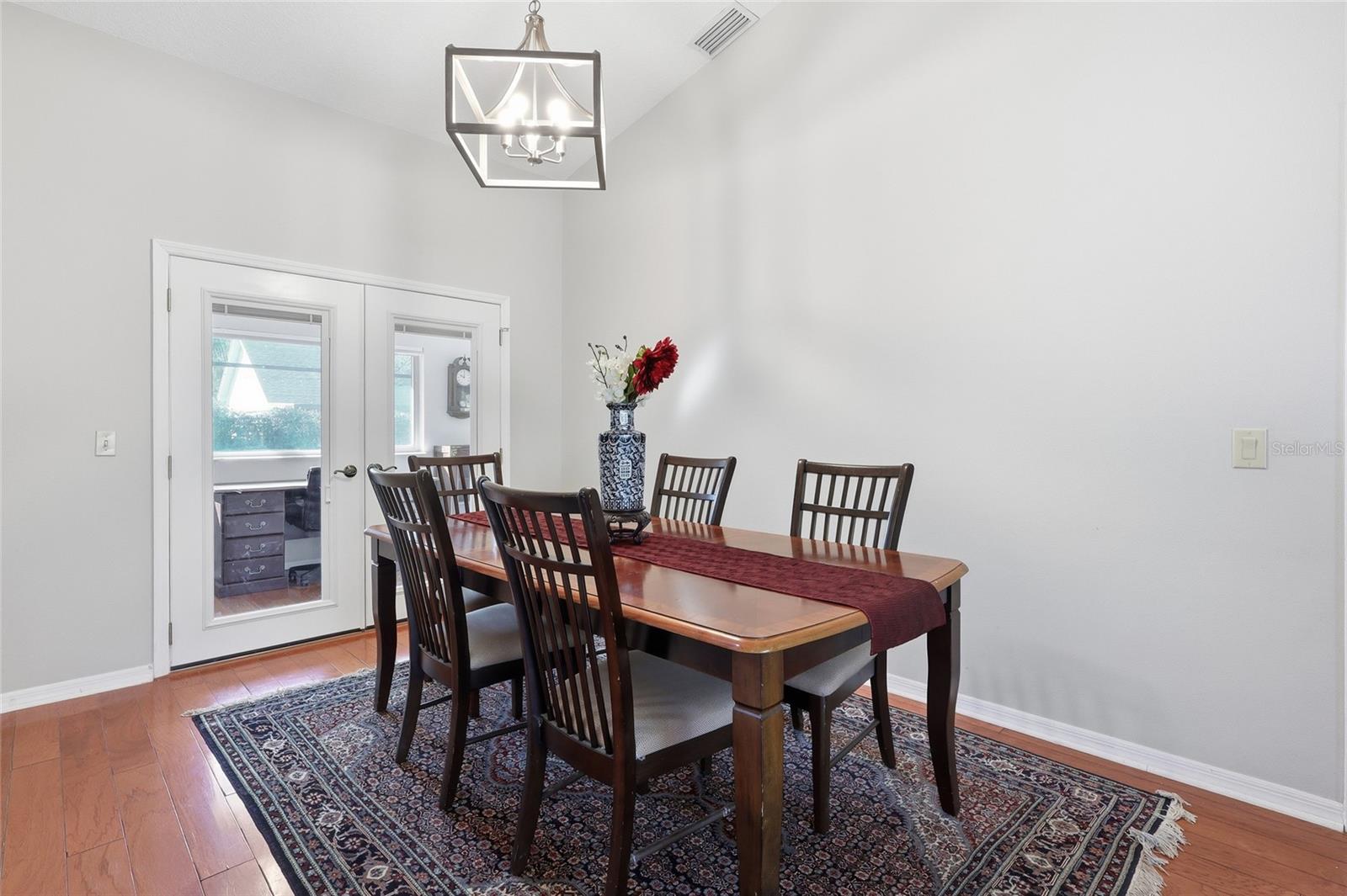 VILLAGE OF WOODLAND HILLS REP II - Residential