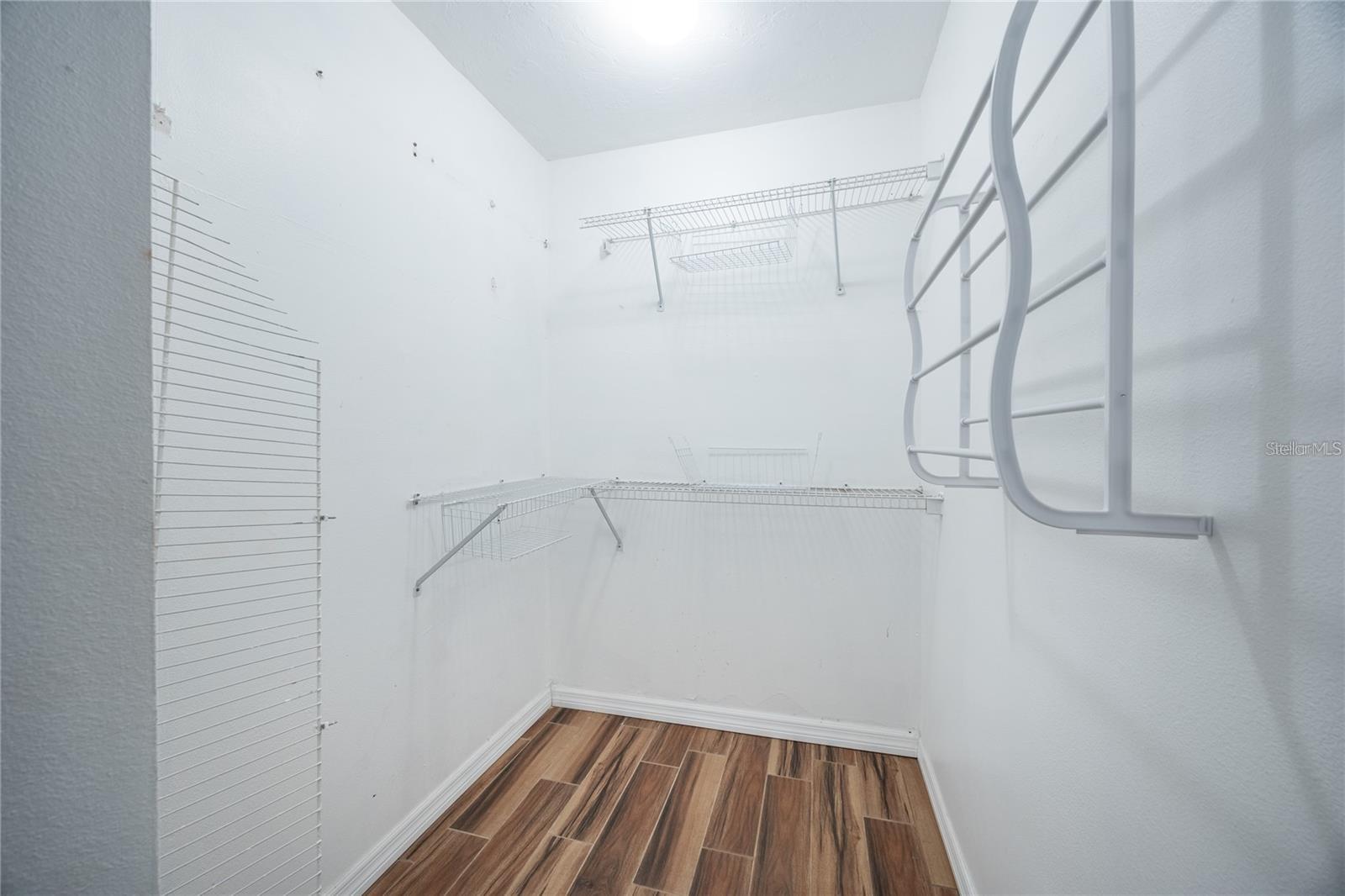 WOODS OF WHITFIELD - Residential Lease