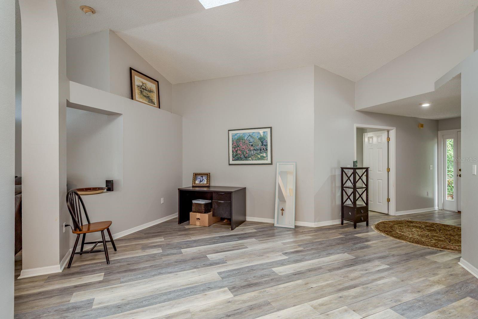FIELDSTONE VILLAGE AT WOODFIELD - Residential