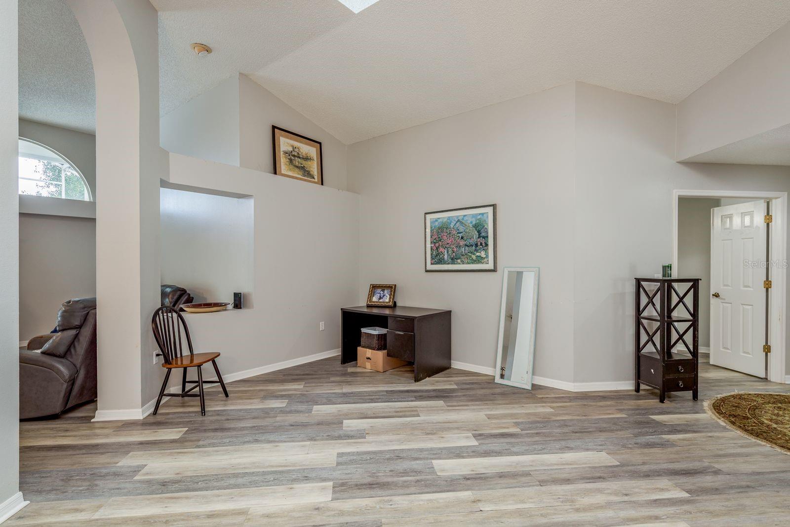 FIELDSTONE VILLAGE AT WOODFIELD - Residential