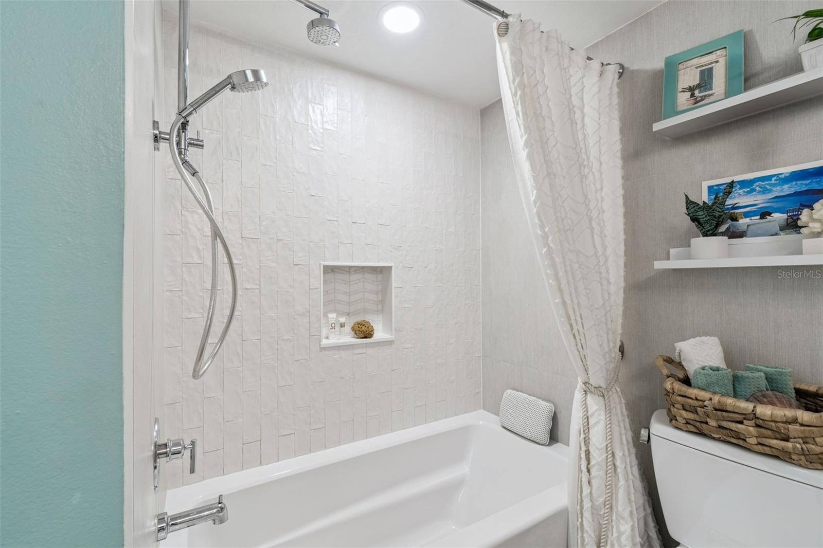 CUTTER COVE CONDO - Residential