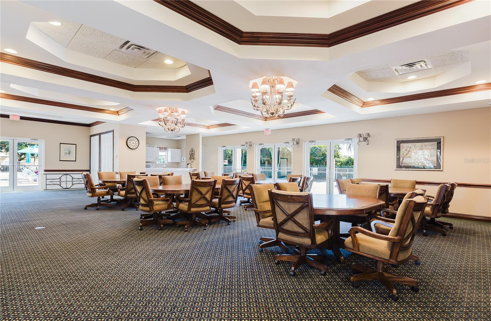 FOUNTAIN COURT - Residential