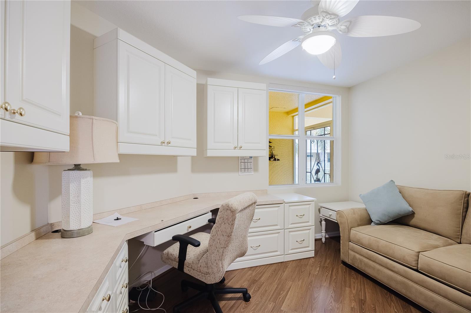 FOUNTAIN COURT - Residential