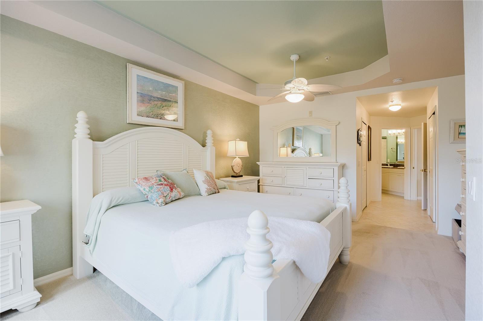 FOUNTAIN COURT - Residential