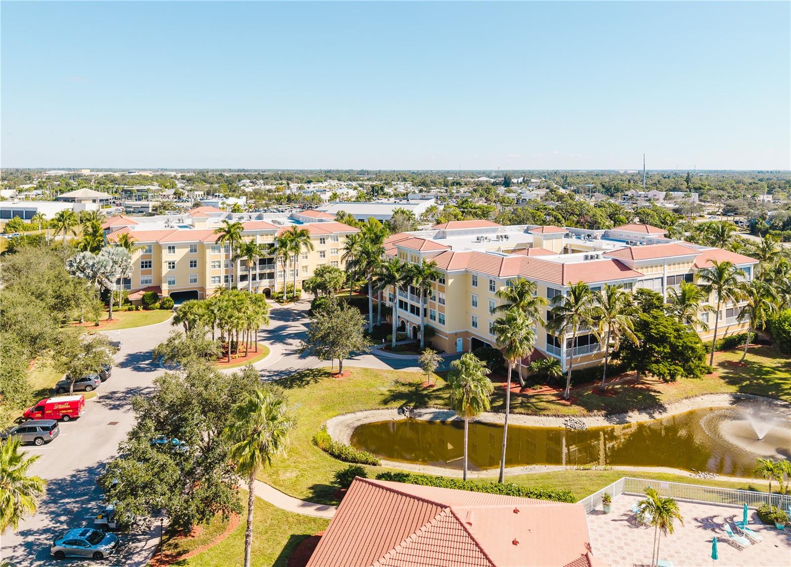 FOUNTAIN COURT - Residential
