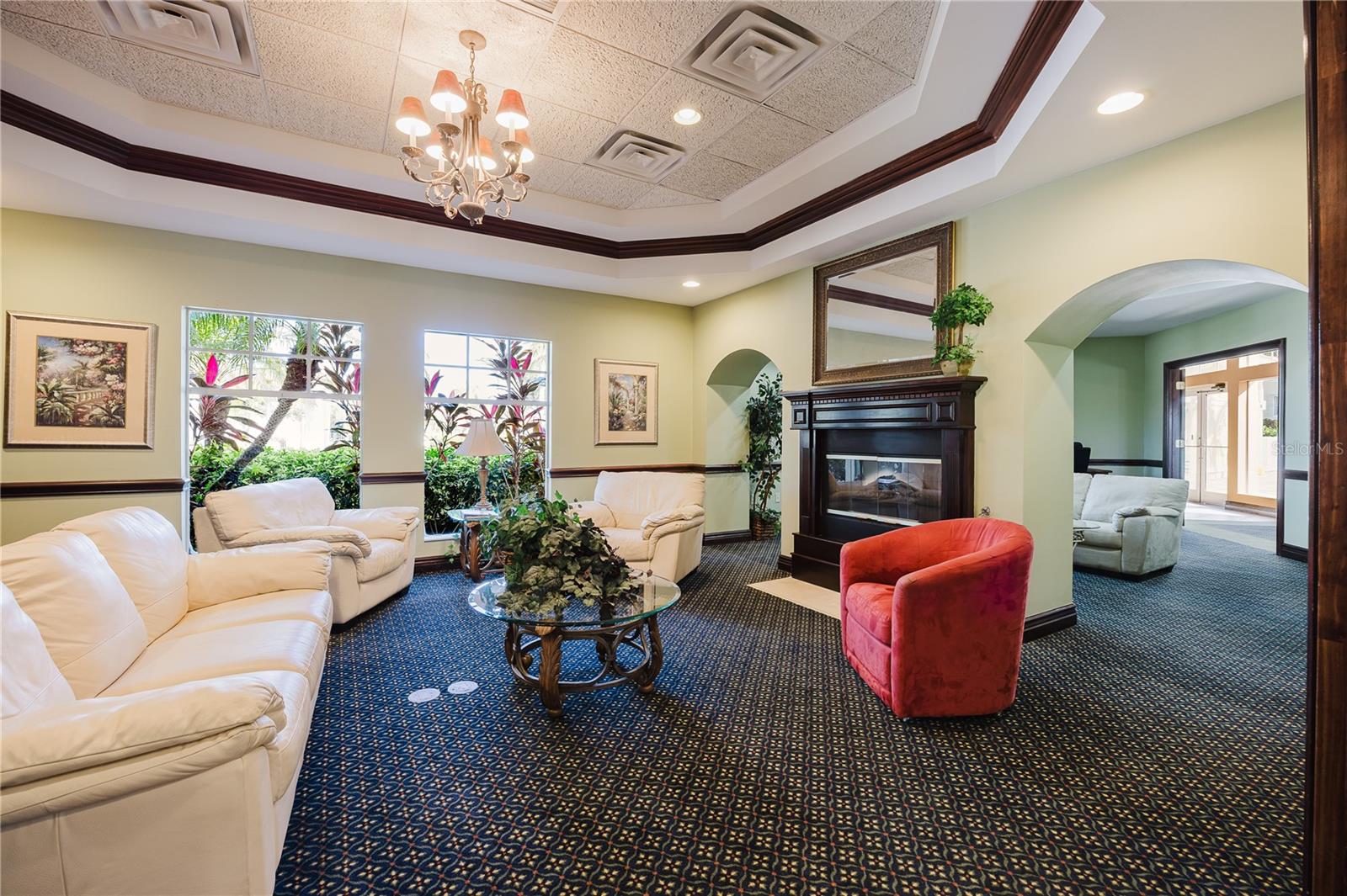 FOUNTAIN COURT - Residential