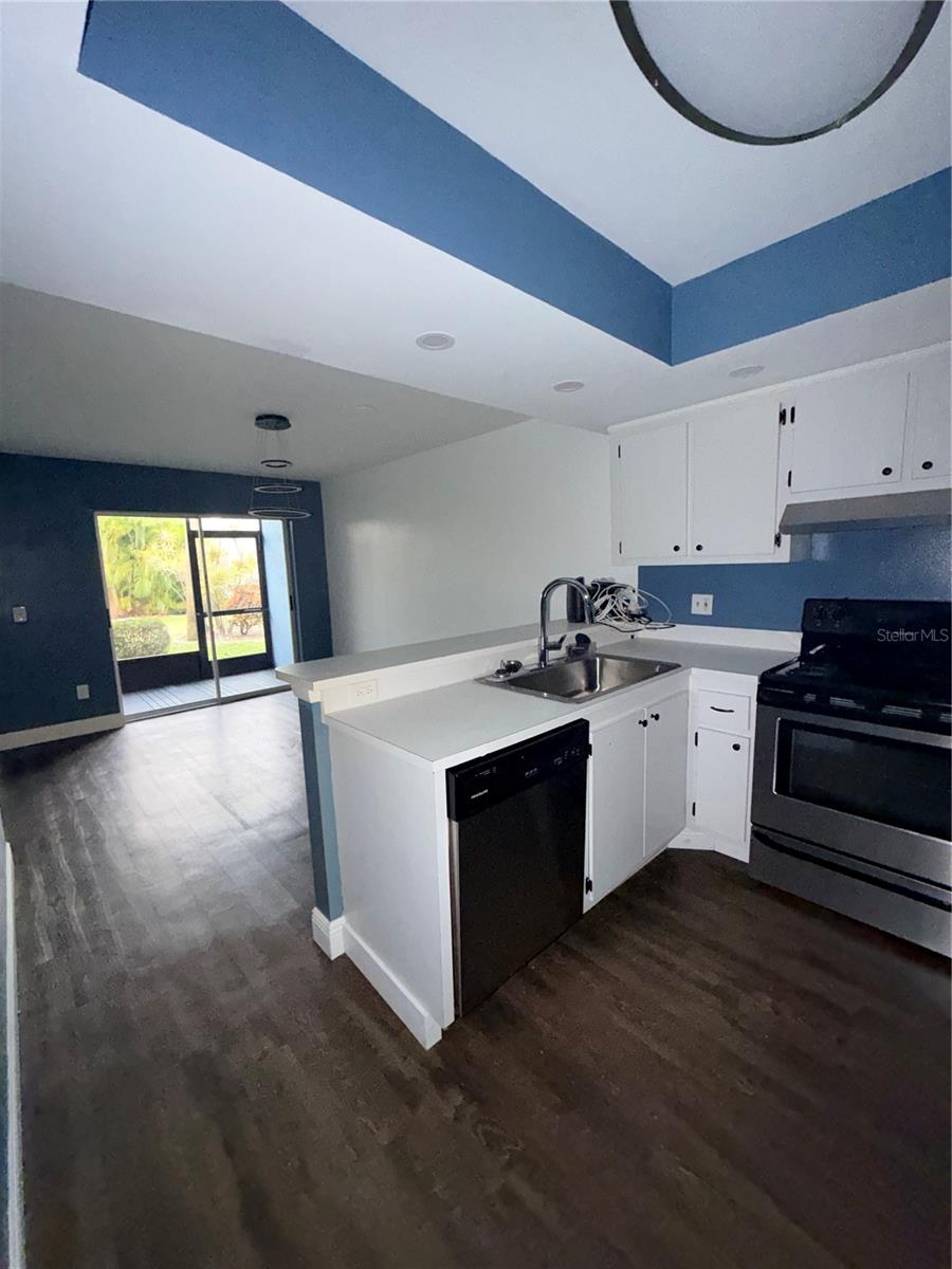 PEBBLE SPGS CLUSTER 5 - Residential Lease