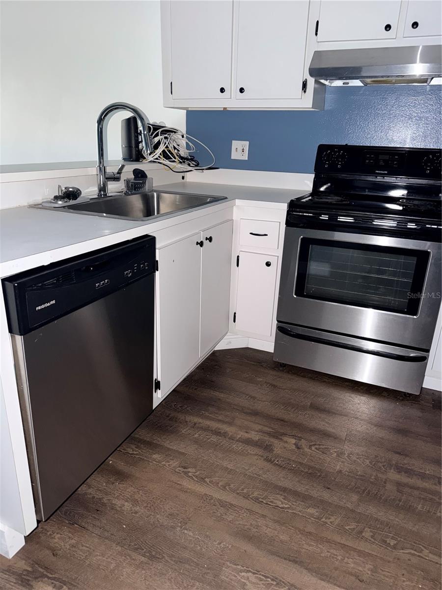 PEBBLE SPGS CLUSTER 5 - Residential Lease