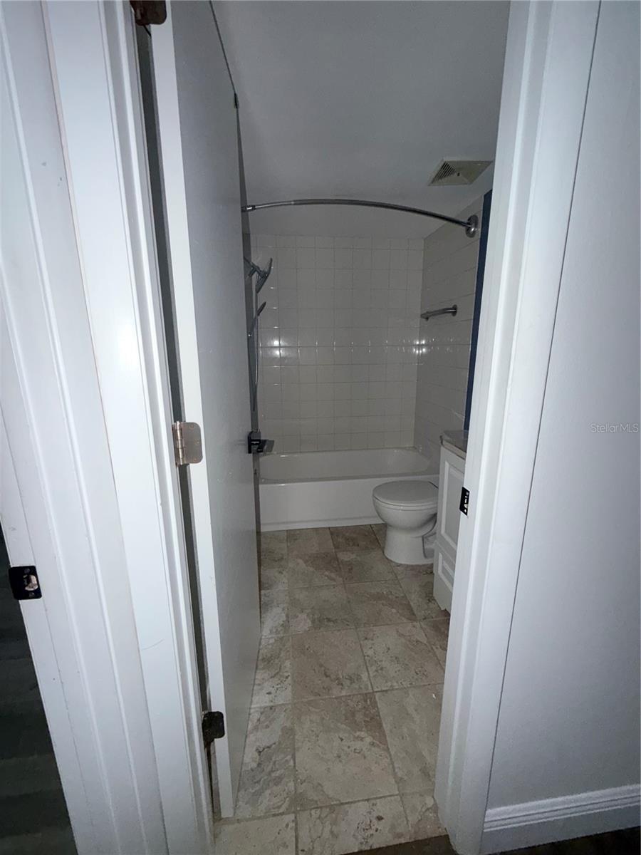 PEBBLE SPGS CLUSTER 5 - Residential Lease