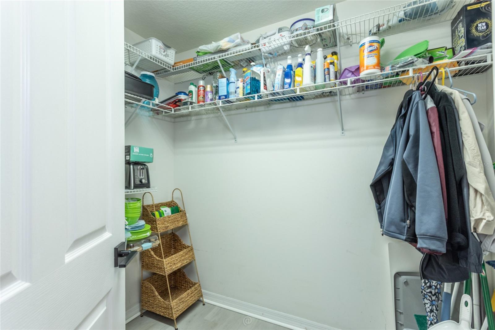 EASTHAMPTON - Residential