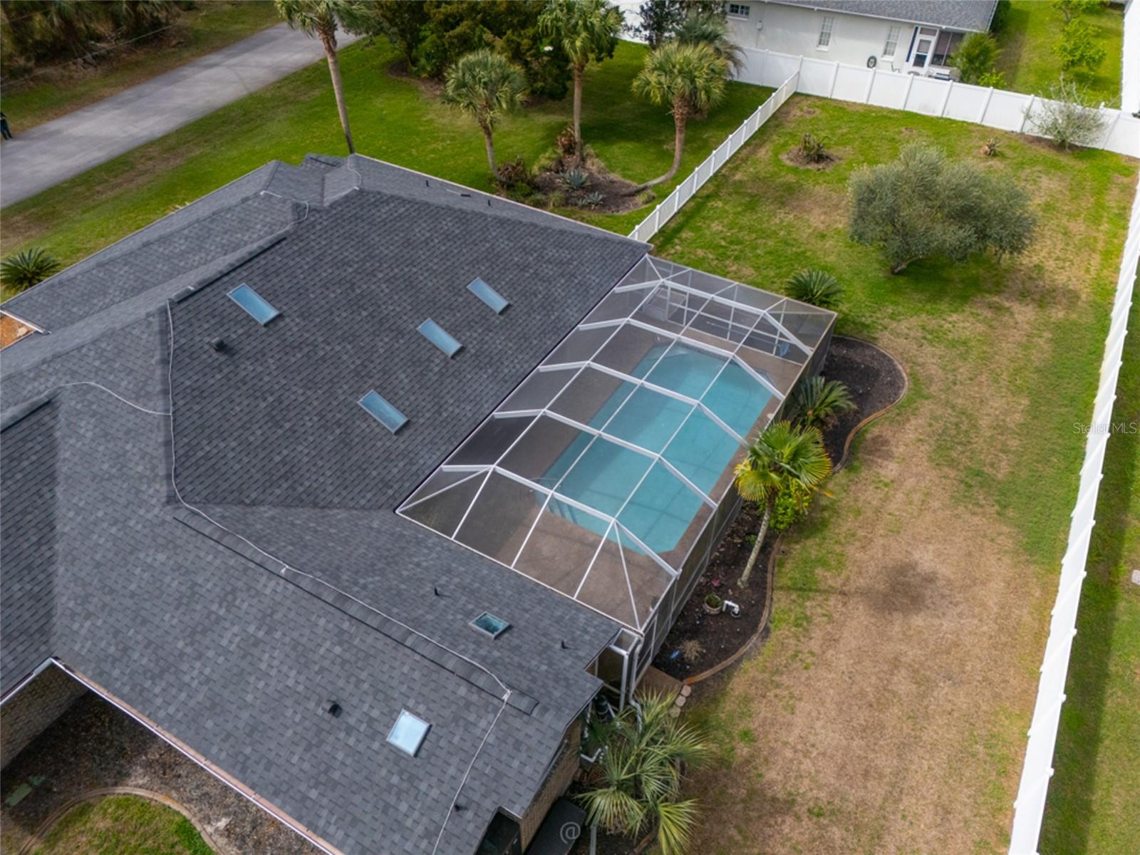 EASTHAMPTON - Residential