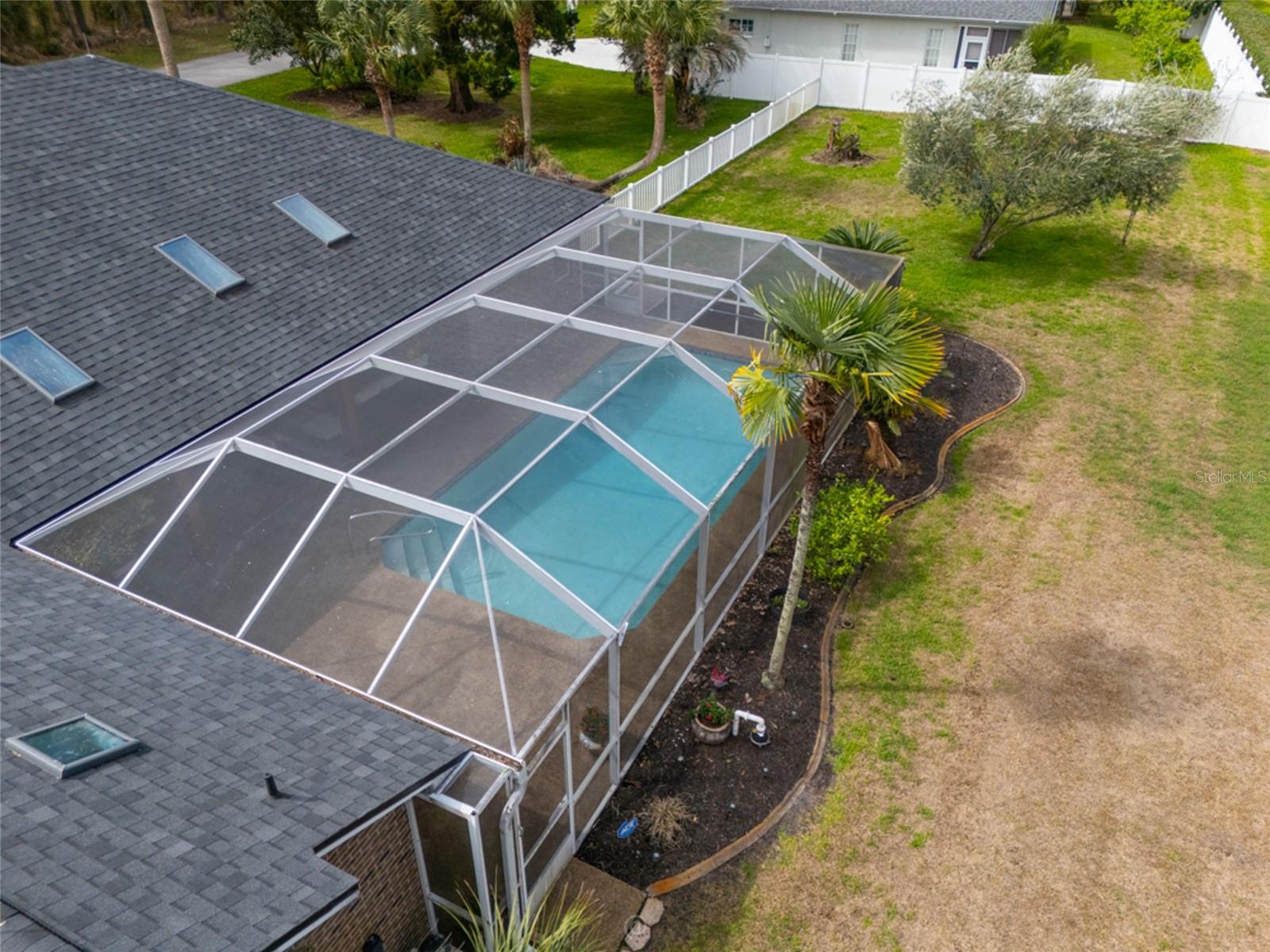 EASTHAMPTON - Residential