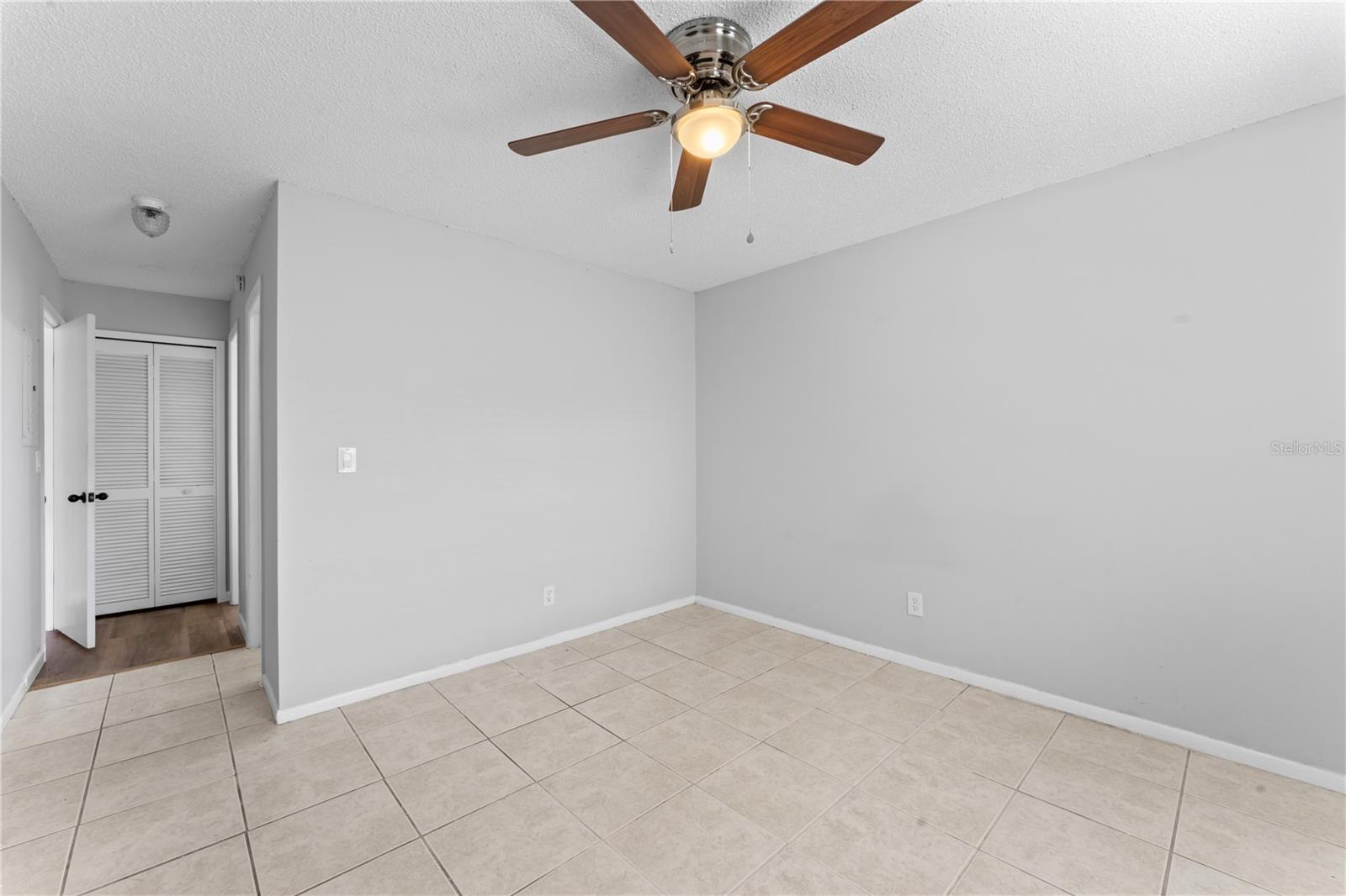 LOWELL VILLAGE - Residential Lease