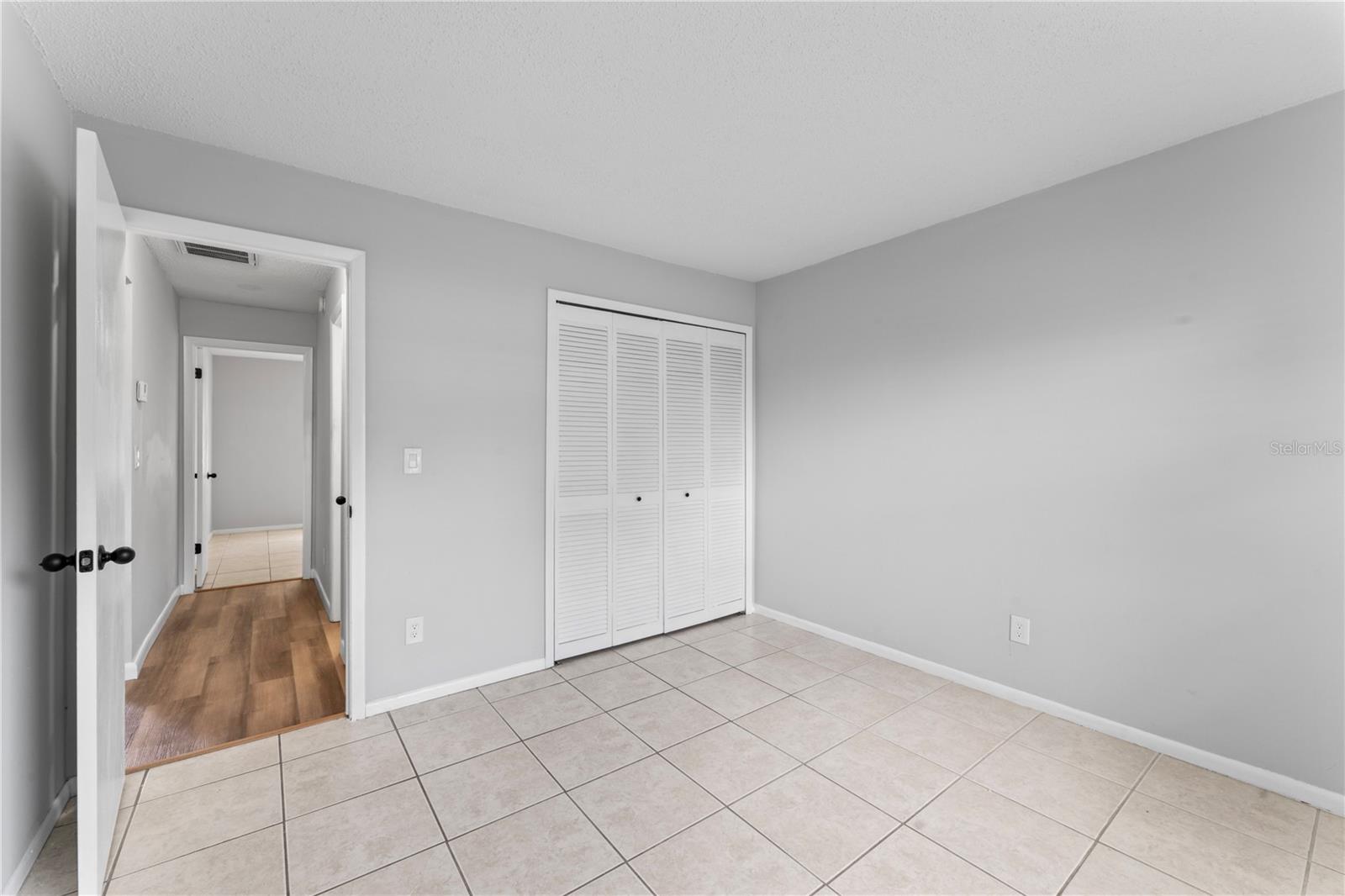 LOWELL VILLAGE - Residential Lease