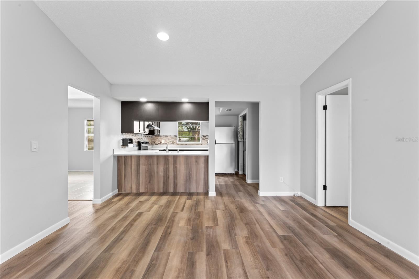 LOWELL VILLAGE - Residential Lease