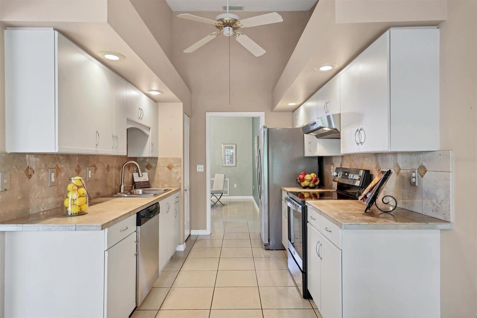 DEL SOL VILLAGE AT LONGWOOD RUN PH 02 - Residential