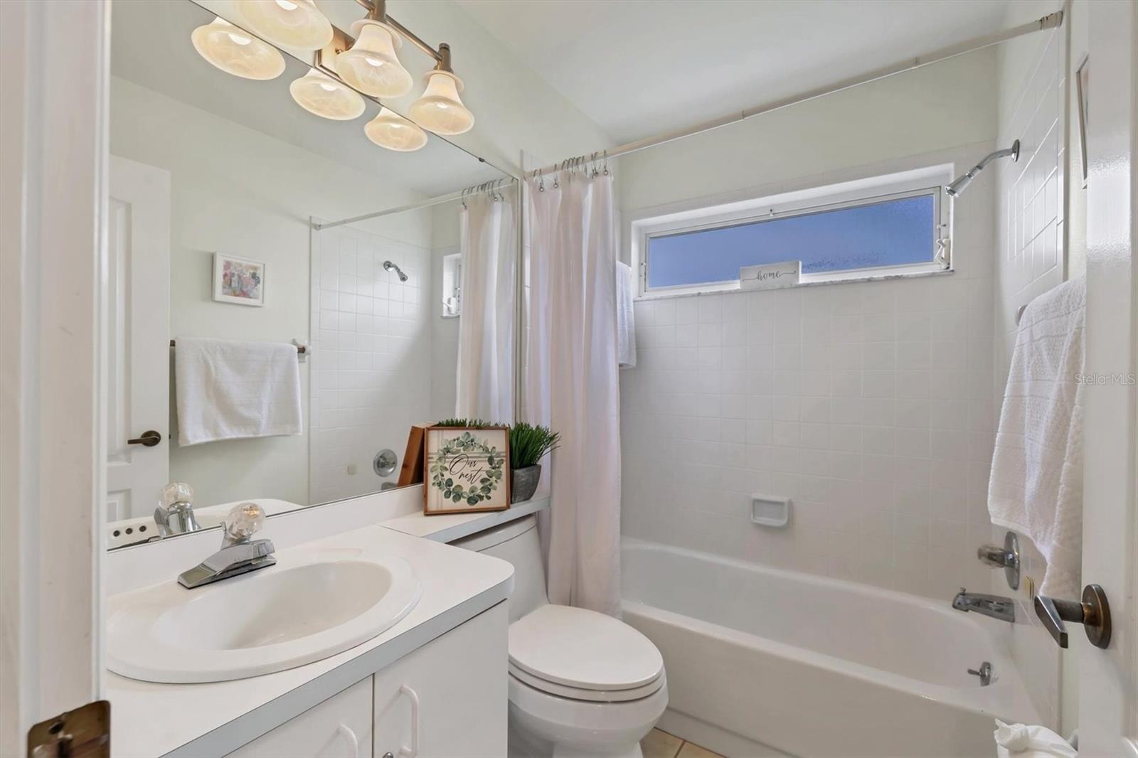 DEL SOL VILLAGE AT LONGWOOD RUN PH 02 - Residential