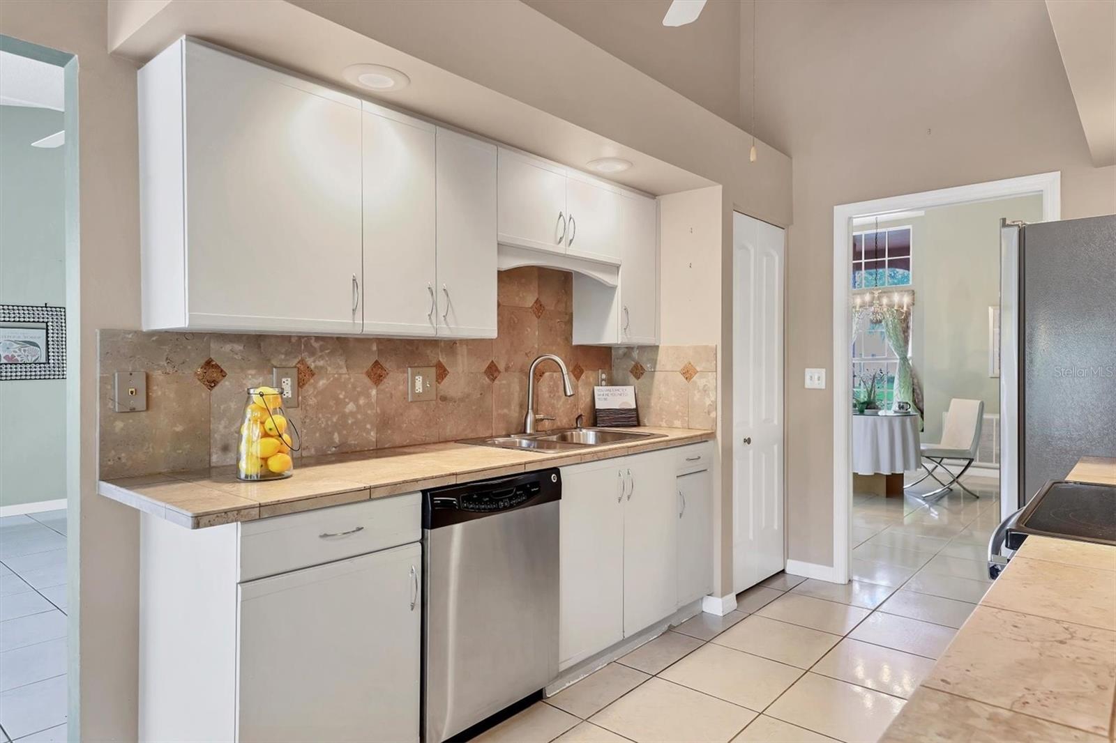 DEL SOL VILLAGE AT LONGWOOD RUN PH 02 - Residential