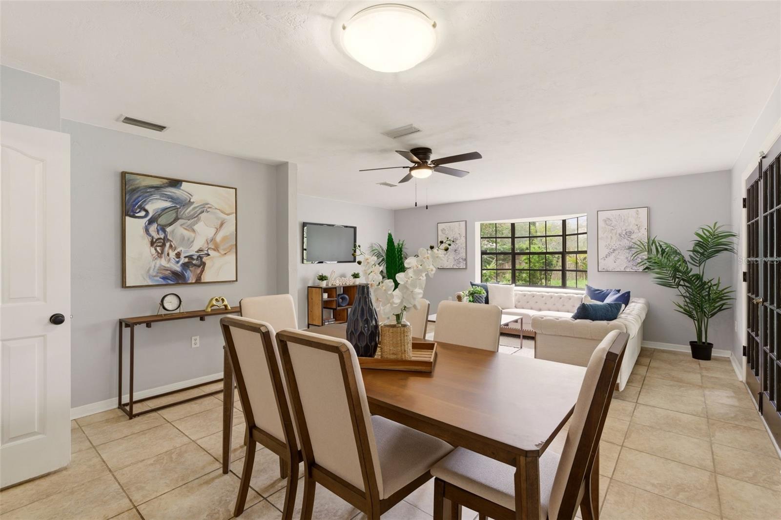 COUNTRY CLUB ESTATES - Residential
