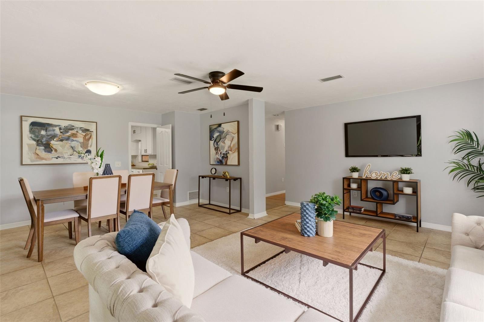 COUNTRY CLUB ESTATES - Residential