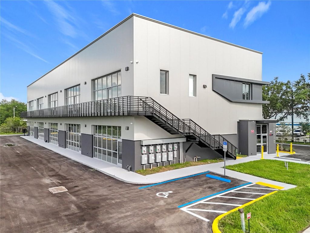 Photo of 705 Hennis Road, Winter Garden, FL 34787 (MLS # O6390677)