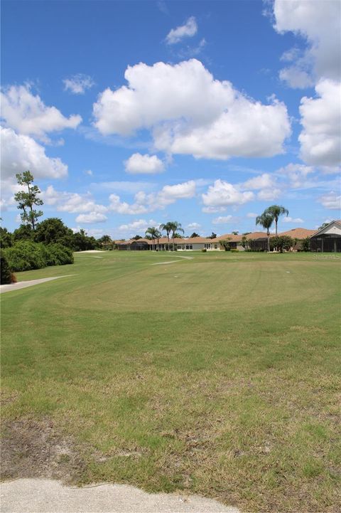 A home in LAKE WALES