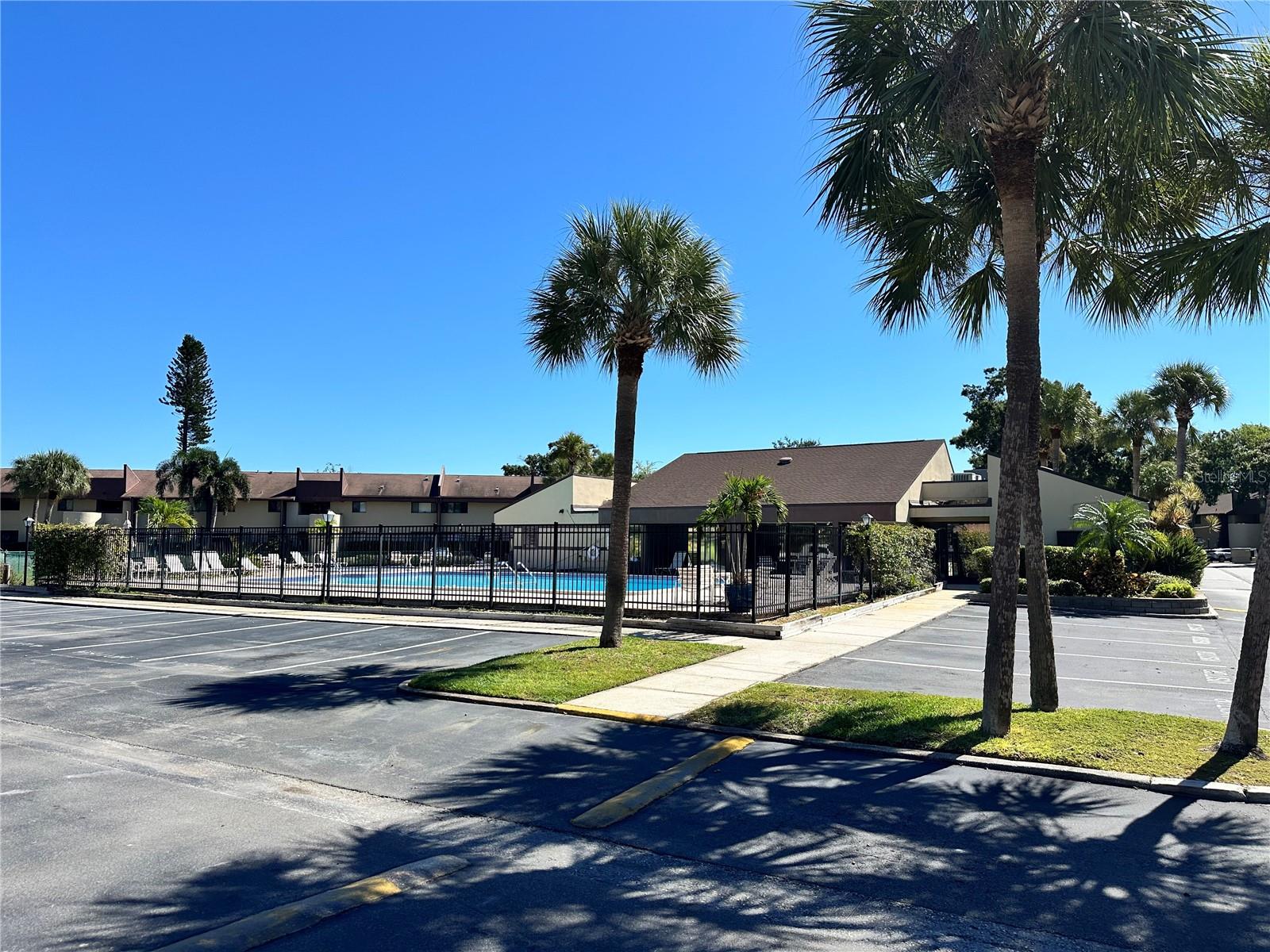 VILLAGE LAKE CONDO - Residential