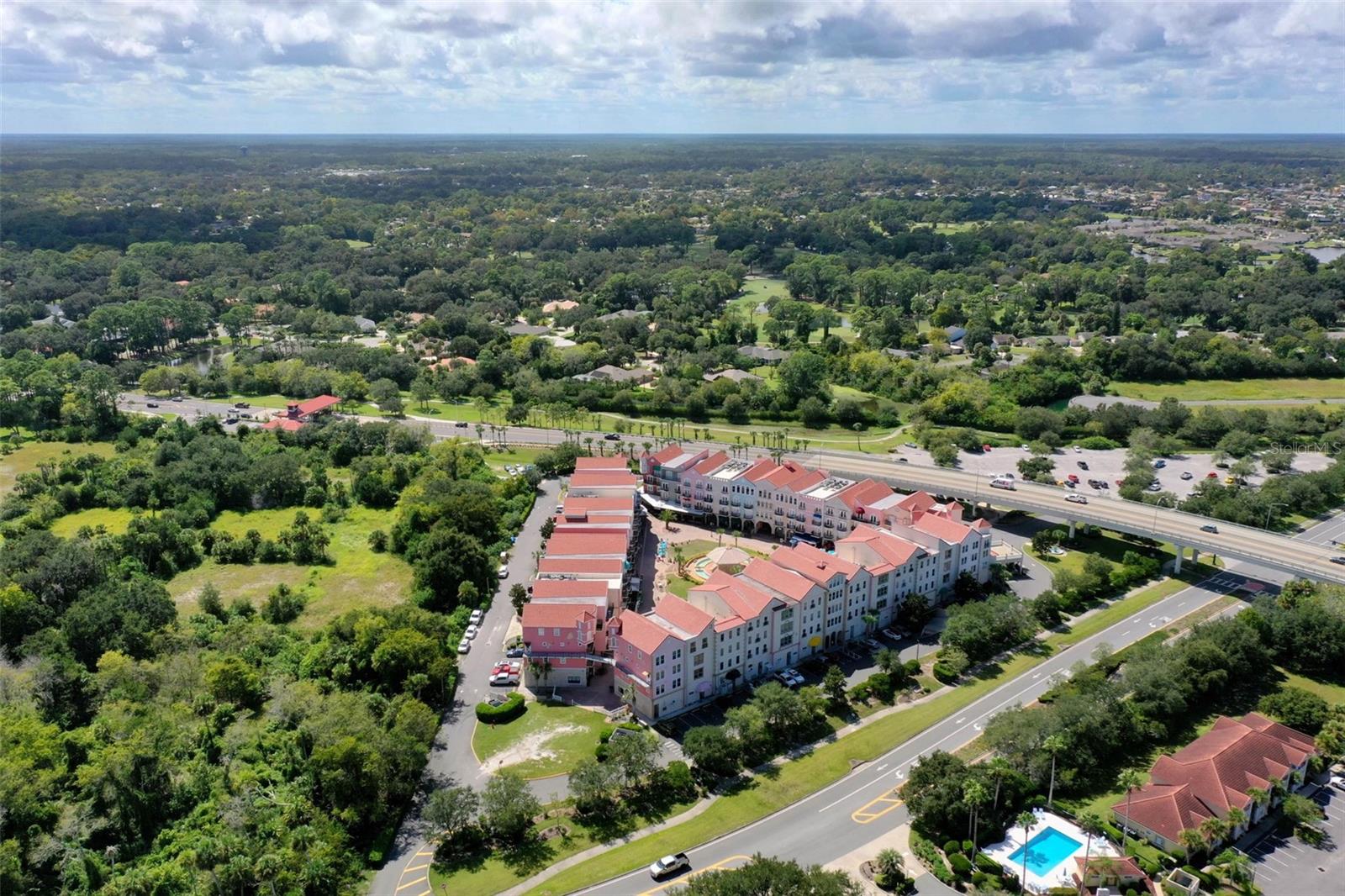 RESIDENCES/EUROPEAN VILLAGE BLDG C - Residential