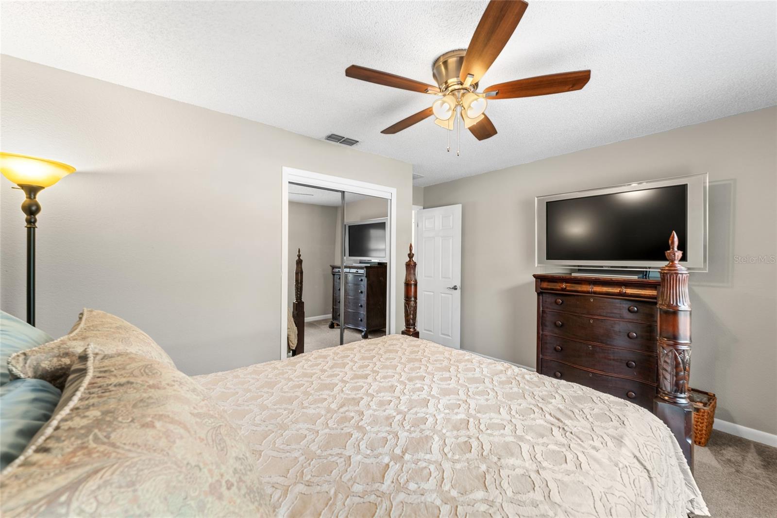 SPANISH MANOR - Residential