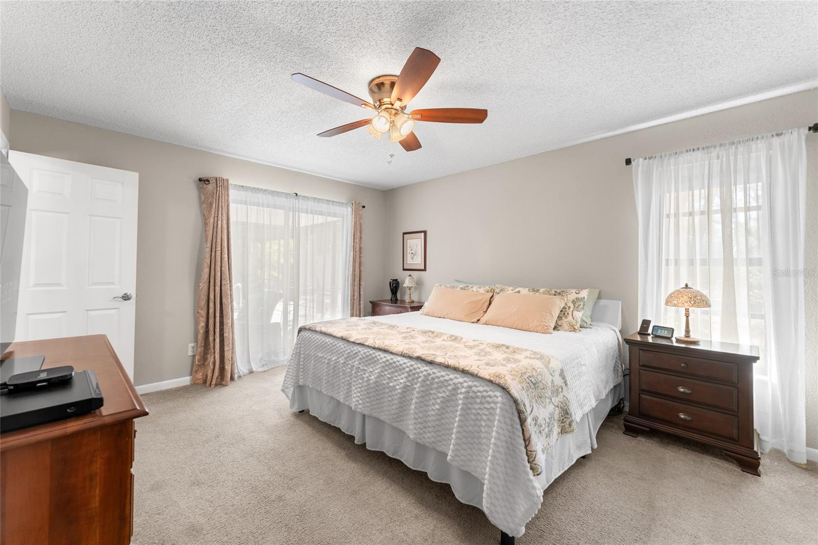 SPANISH MANOR - Residential