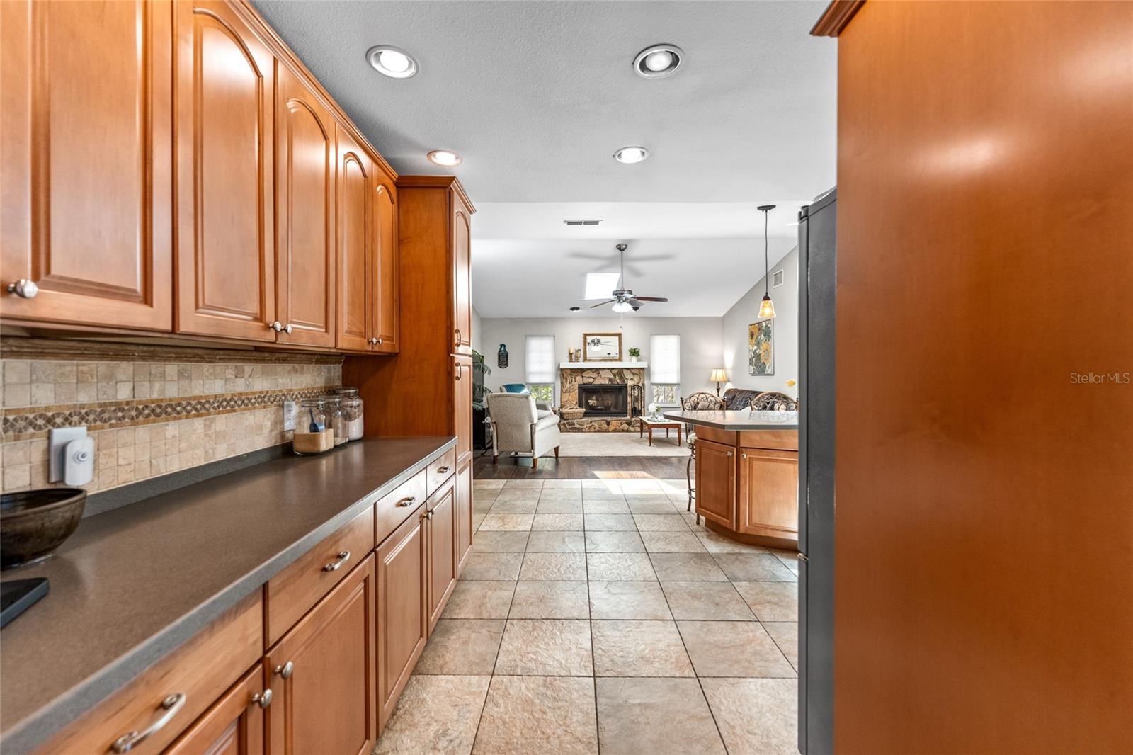 SPANISH MANOR - Residential